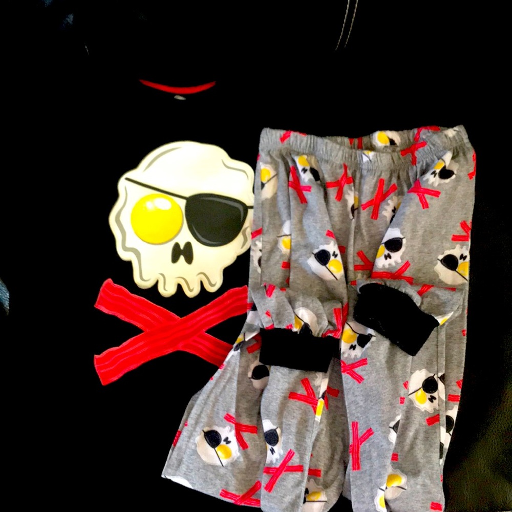 Boys (Youth) 14-16 pirate pajamas